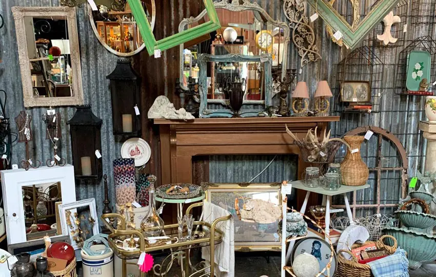 Healdsburg Antique Stores – Vintage Treasures & Upcycle Chic